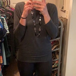 Small winged dark gray 3/4 length sleeves top!